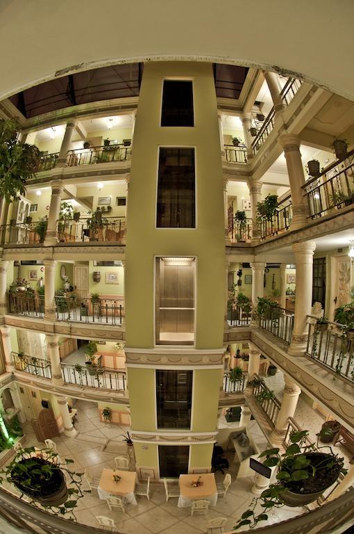 Villa Las Margaritas Plaza Cristal Xalapa Exterior photo