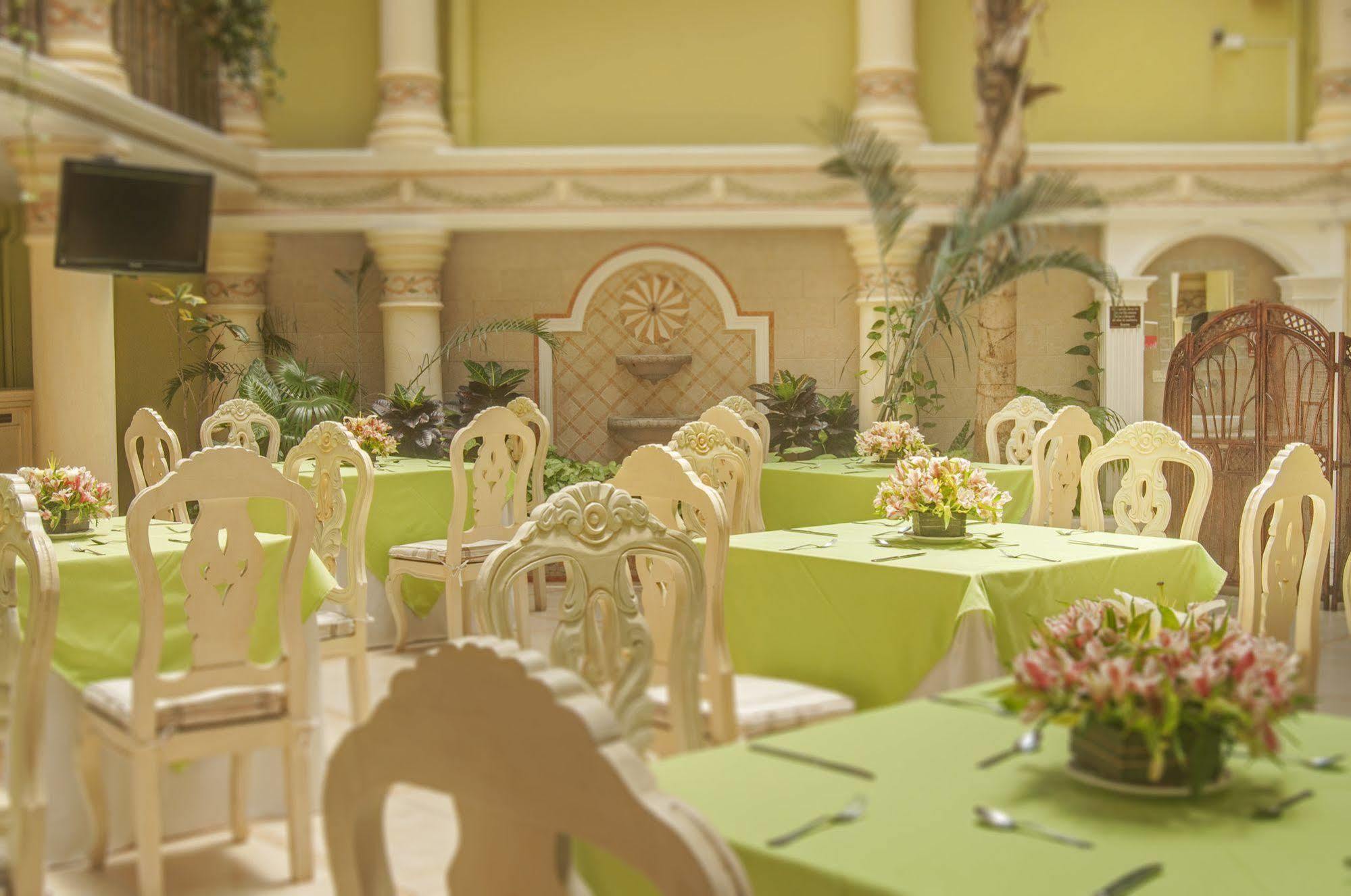 Villa Las Margaritas Plaza Cristal Xalapa Exterior photo